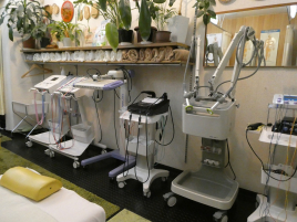 みどり鍼灸治療院 マッサージ機器のメニュー画像
